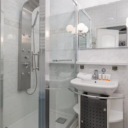 Appartement One Bedroom With Balcony In By Renters Poznań