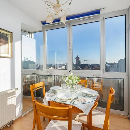 One Bedroom With Balcony In By Renters Appartement Poznań